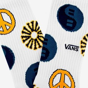 🌍 🛹 ✌🏻 • 🛹✌🏻 VANS x ☮️ PEACE 🛹✌🏻• 🌍🛹